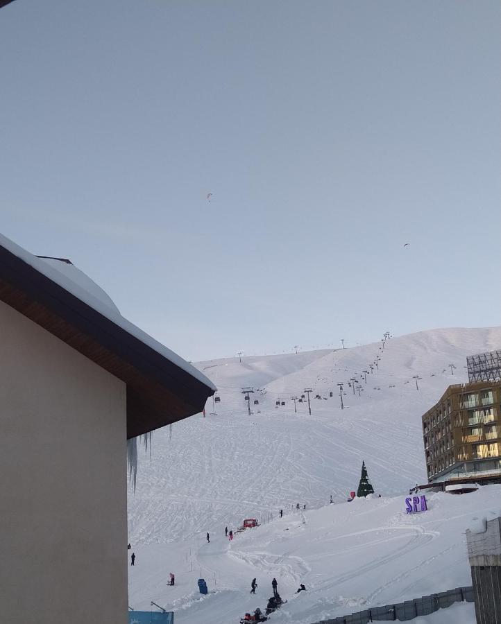 Snow Gudauri Apartment Bagian luar foto